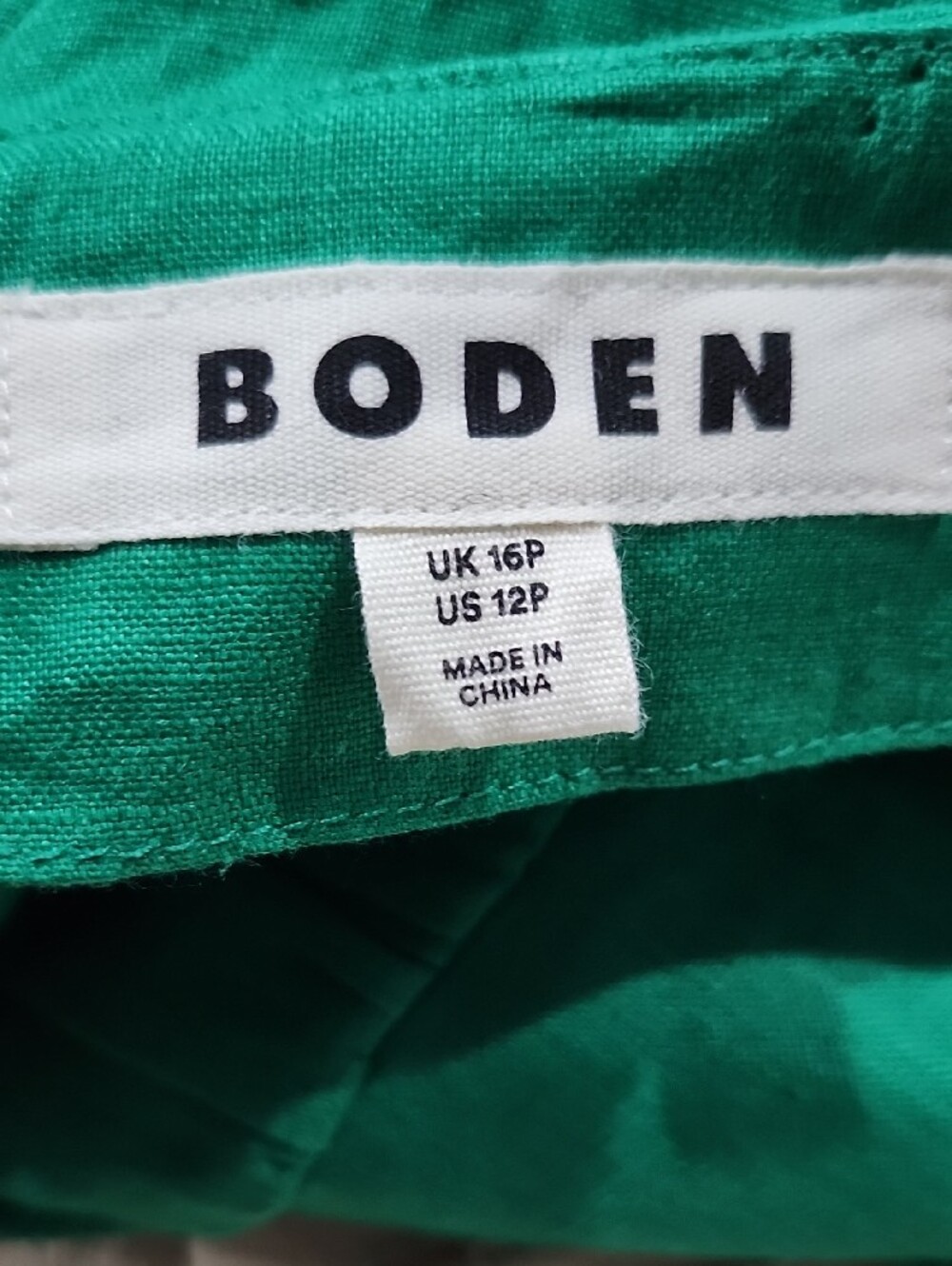 Boden Green V-Neck Smocked Waist Midi Dress - Picture 2 of 3